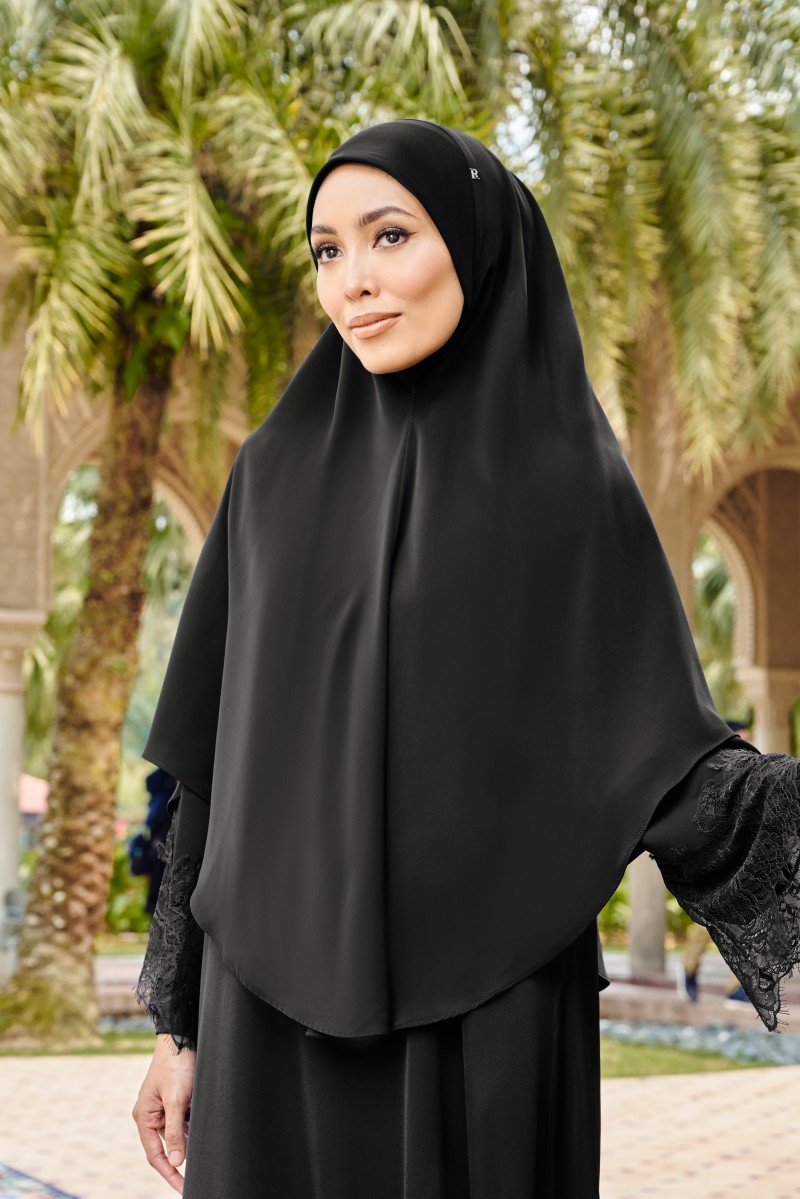 AMRA Khimar in Black